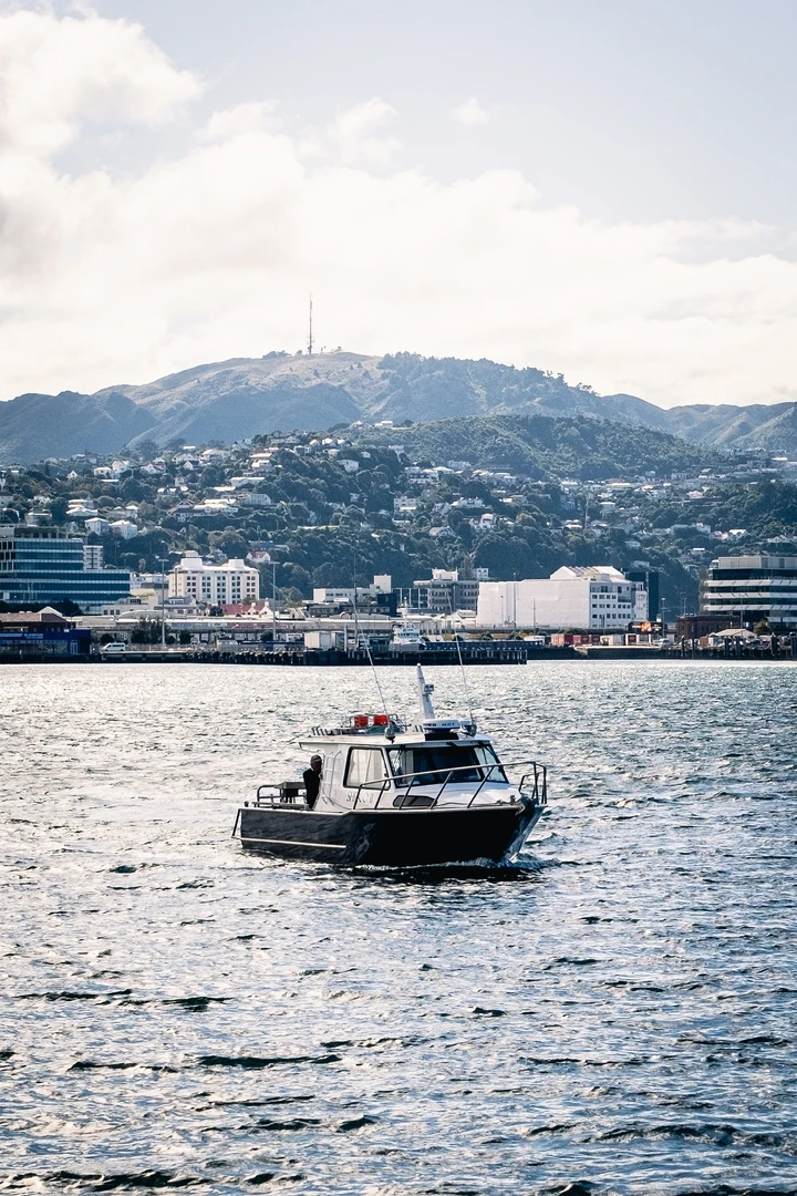 Boot auf dem Meer & Ozean iPhone Hintergrundbilder - Hintergrundbild