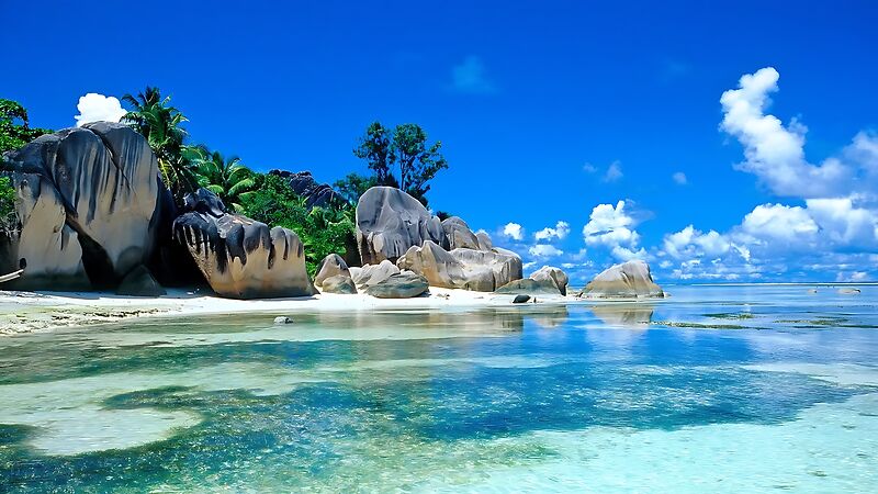 Hintergrundbilder PC 4K – Tropischer Strand Wallpaper kostenlos
