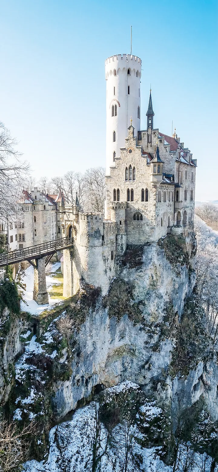 Burg Lichtenstein Wallpaper 4K: Das Märchenschloss der Schwäbischen Alb