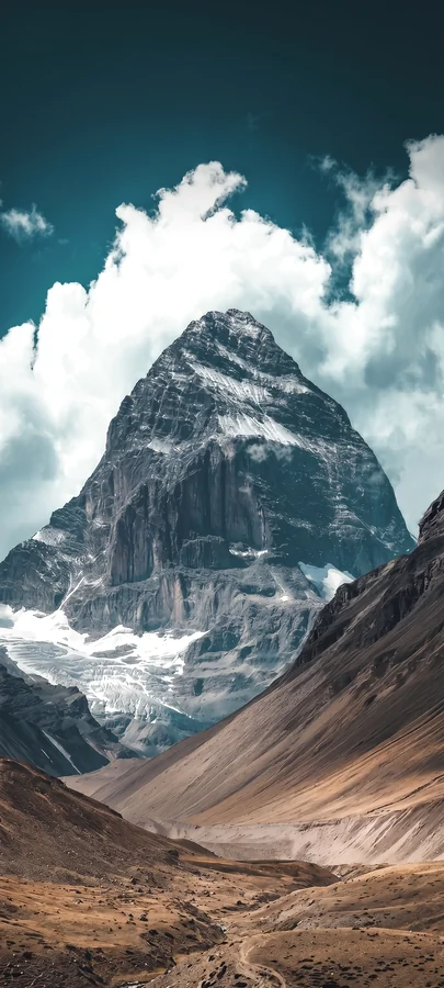Majestätischer Schneeberg Hintergrundbild – Dramatisches Berg Natur Wallpaper in 4K